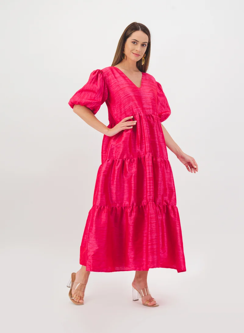 ميتانويا فستان بأكمام منفوشة وردي فاقع